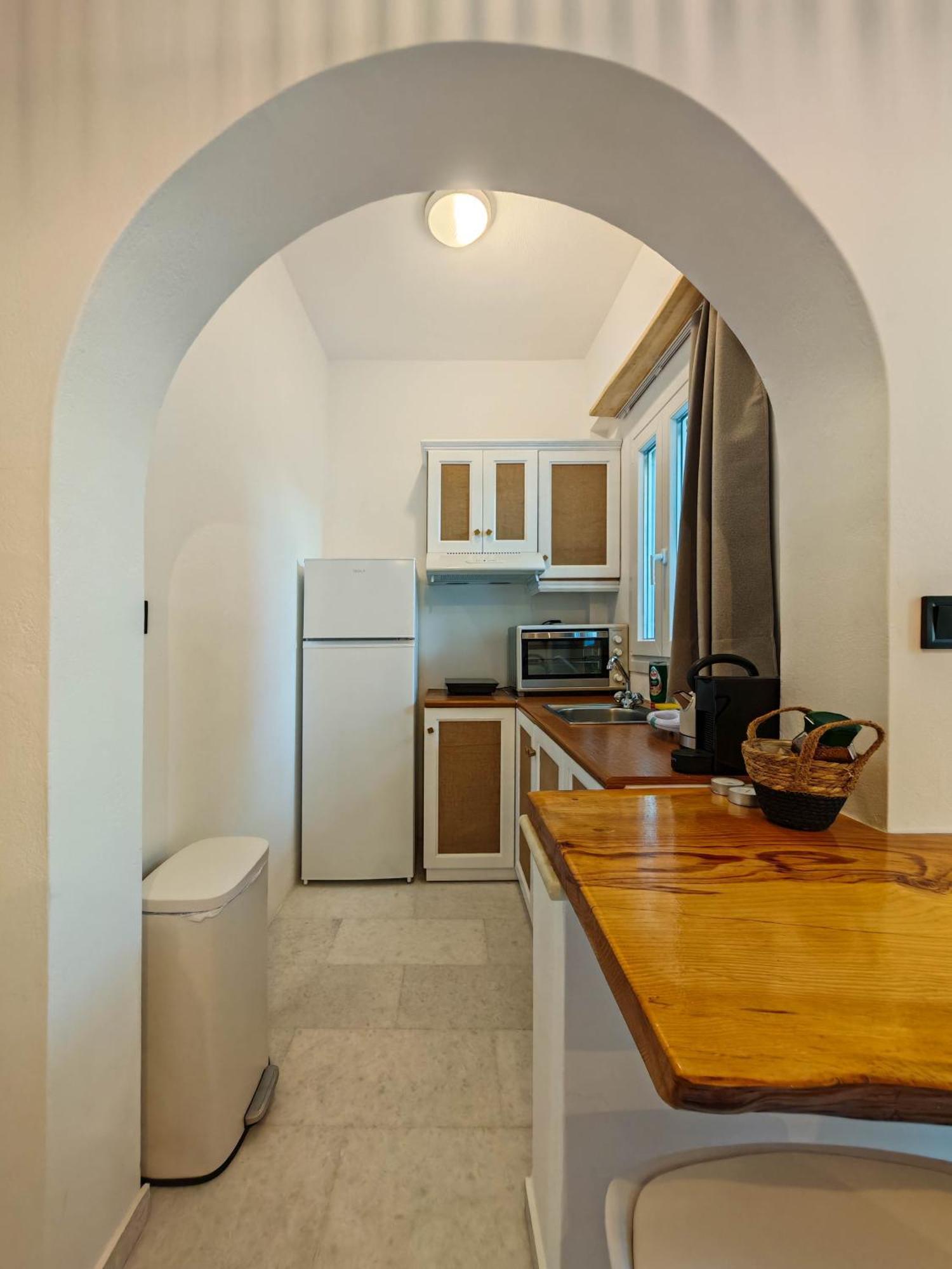 Paraga Suites Naxos City Bagian luar foto
