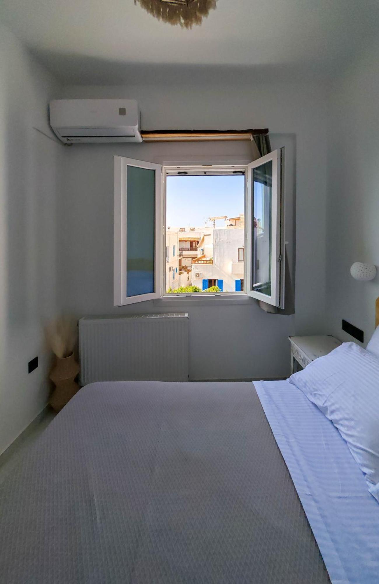 Paraga Suites Naxos City Bagian luar foto